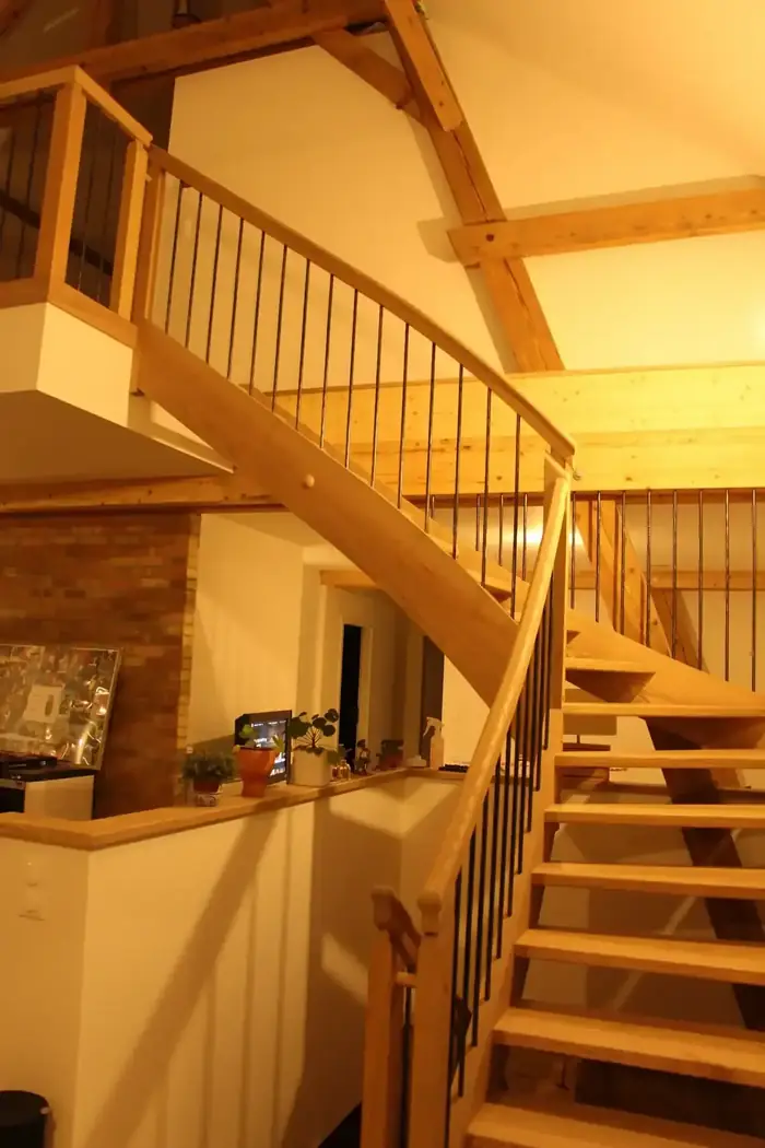 Rénovation escalier bois ancien